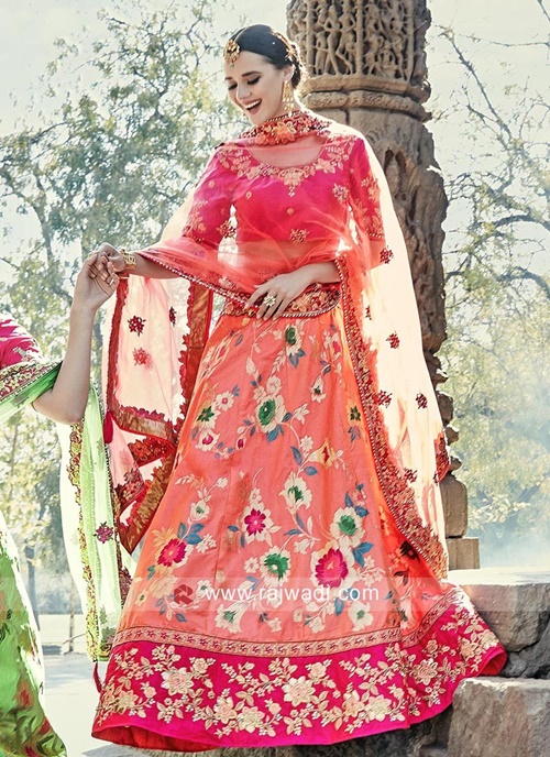 Front all covered style